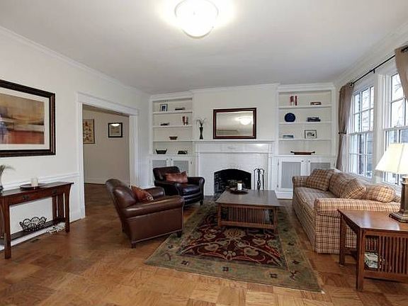 Living Room w/Fireplace