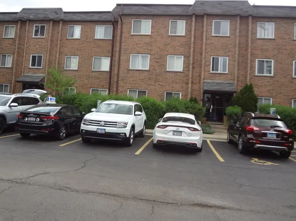 929 Casey Ct, Schaumburg, IL