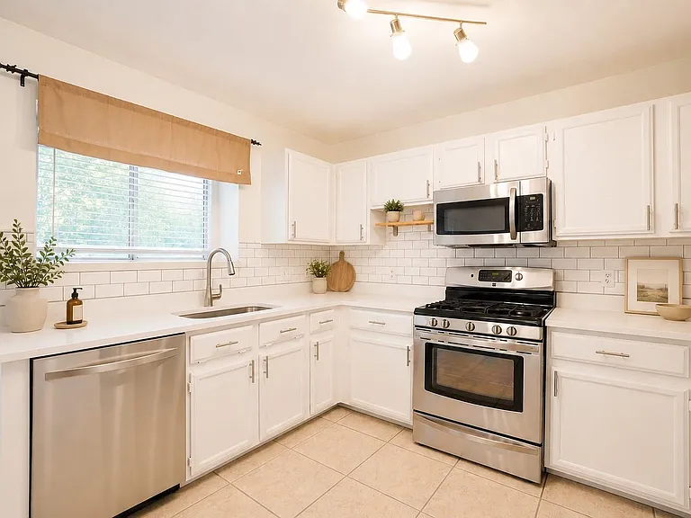 8417 Avocet Dr — Photo 6