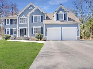 21 Westridge Dr, Hampton, NH 03842