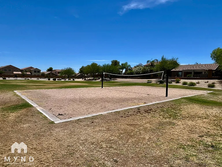 714 E Lovegrass Dr — Photo 21