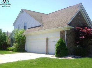 45437 Glengarry Rd, Canton, MI 48188