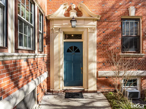 492 Whitney Ave #4C, New Haven, CT 06511