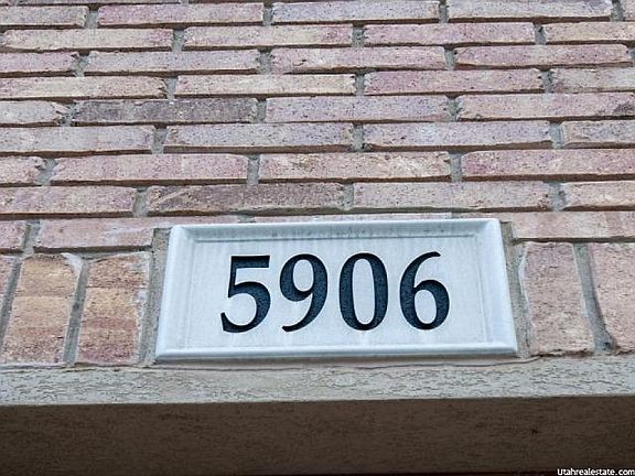 2nd image of 5906 W Firestone Cir