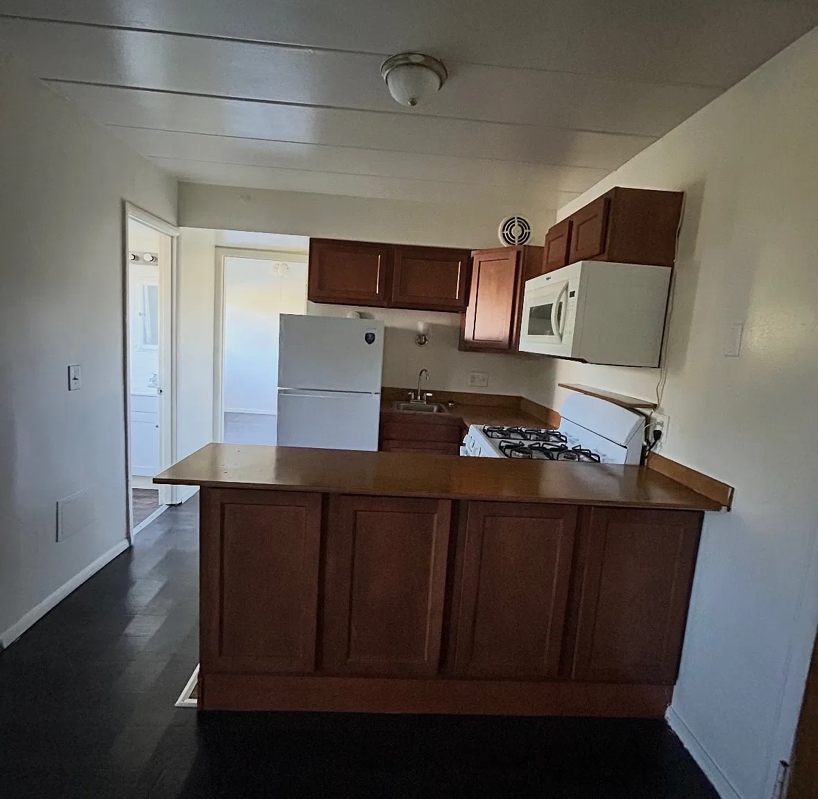 1 bed, 468 sqft, $795 — Photo 2