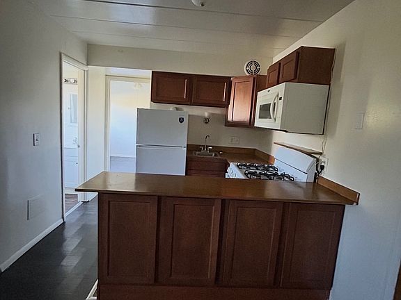 2nd image of 2560 Harrison Ave APT 4