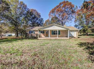 5940 Smith Lake Rd, Mount Pleasant, NC 28124