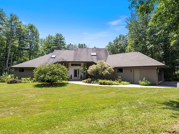 2nd image of 43 Carson Drive