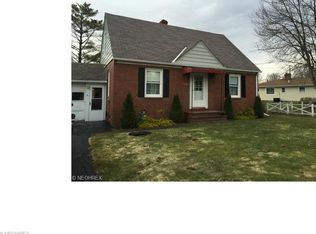 924 Sandusky St, Conneaut, OH 44030