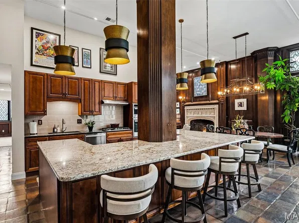 4100 Laclede Ave APT 114, Saint Louis, MO 63108