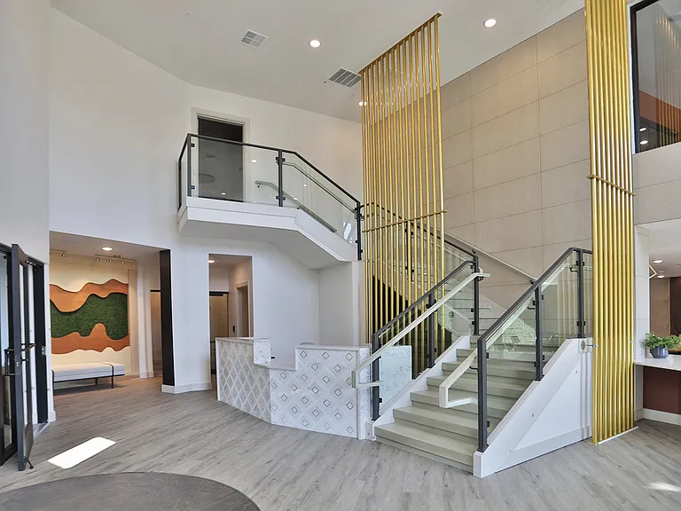 Vantage at Anderson Towne Center — Photo 24