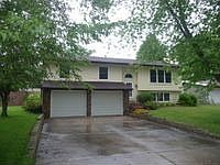 2nd image of 600 9th Ave NW