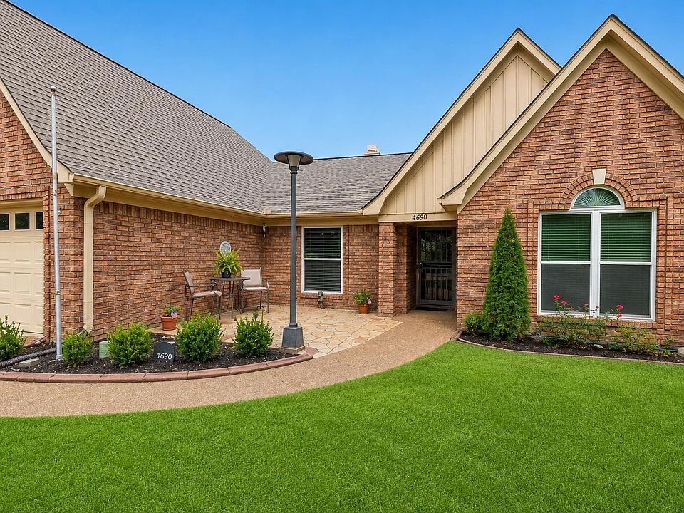 1st image of 4690 Shadow Tree Cv