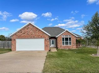 780 Reisling St, Centerton, AR 72719