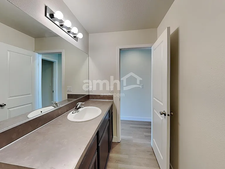 1719 Blacktail Ln — Photo 15