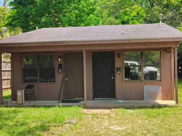 215 Outler St #B, Dublin, GA 31021