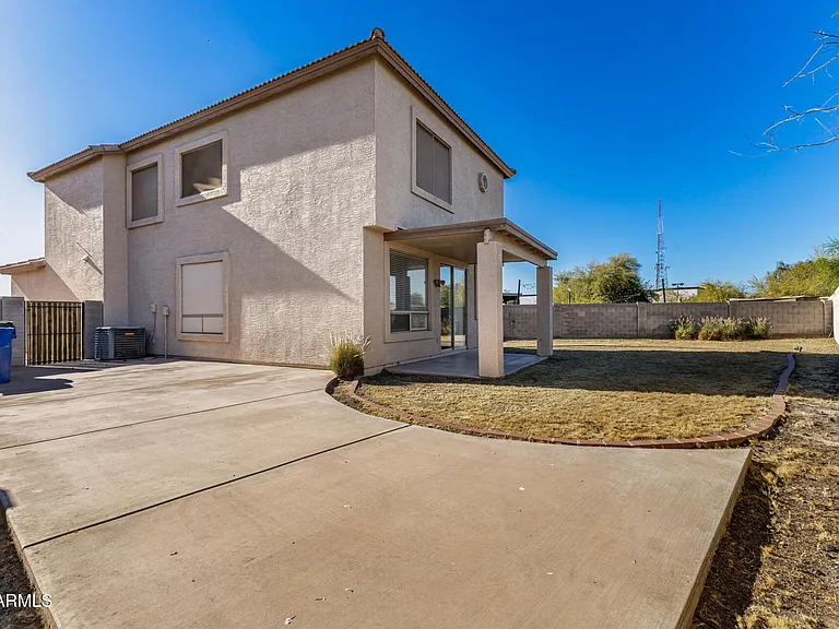 1501 S 113th Dr — Photo 28