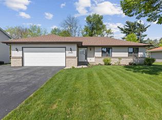 2921 Swanson Pkwy, Rockford, IL