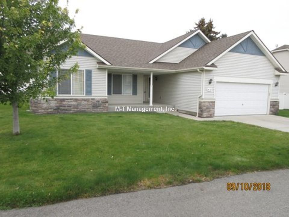 1st image of 412 S Grady Ln