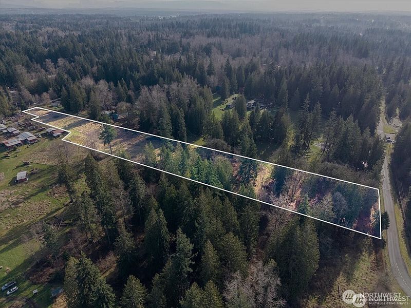3rd image of 11212 87th Avenue NE