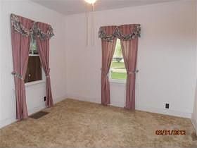 4th image of 4043 4th Ave #B