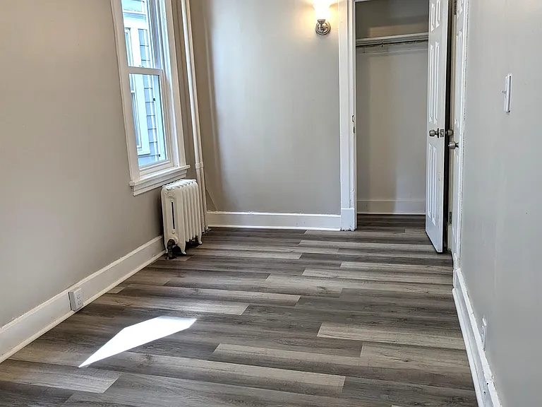 460 Delaware Ave #1 — Photo 7