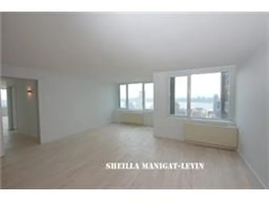 Rented by Douglas Elliman | media 20