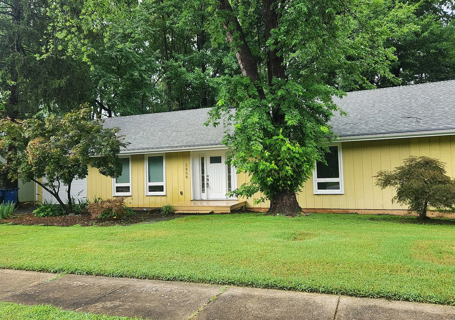 5 BR Near Ft. Belvoir and Historic Mt. Vernon — Photo 1