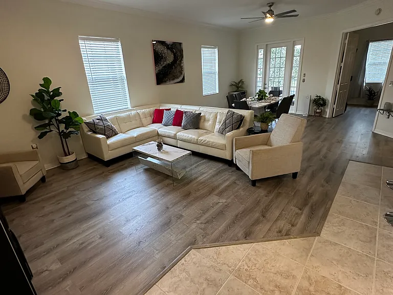 1000 Peggy Cir #303 — Photo 1