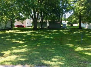 920 E Martin St, Litchfield, IL 62056