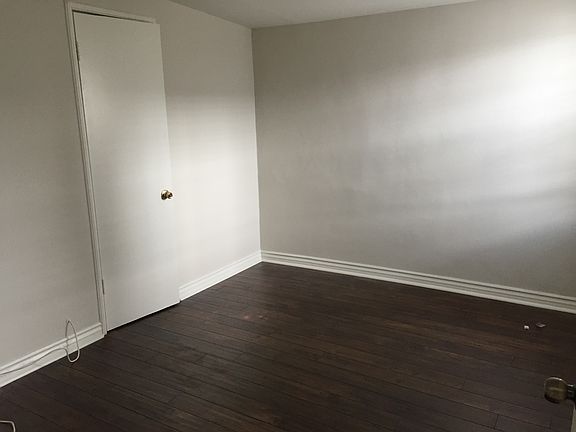 3rd image of 5414 Willowcrest Ave
