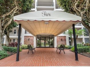 2950 N Palm Aire Dr APT 206, Pompano Beach, FL 33069