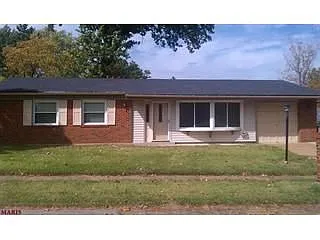 5005 Fernhill Dr photo 1