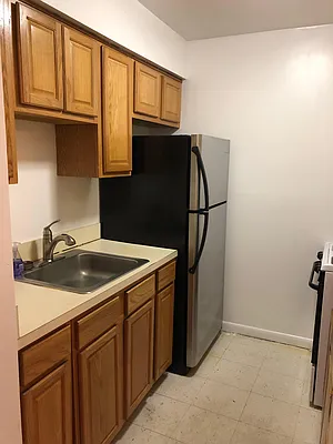 Rented by Douglas Elliman | media 4