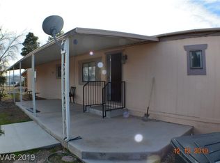 221 W Nopah Vista Ave, Pahrump, NV 89060