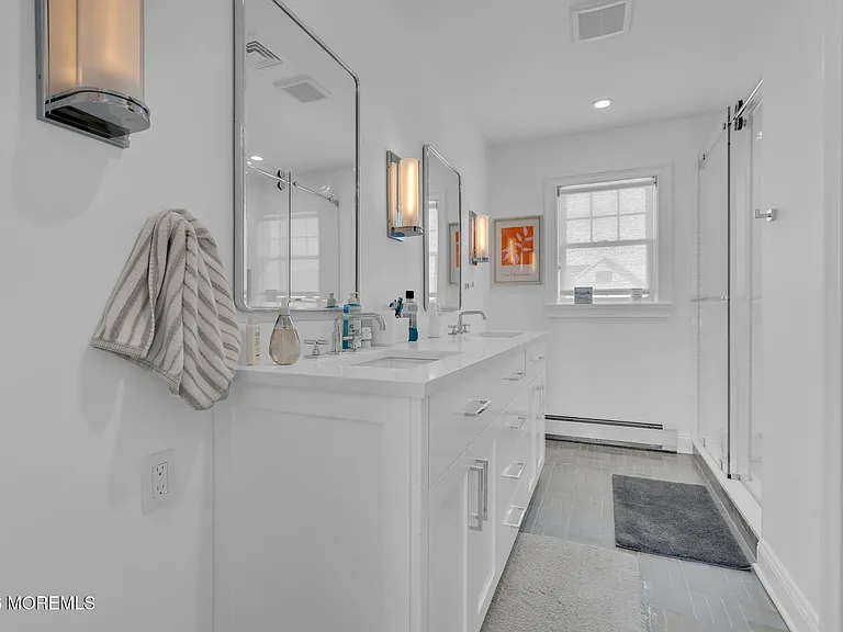 112 Sylvania Ave — Photo 28