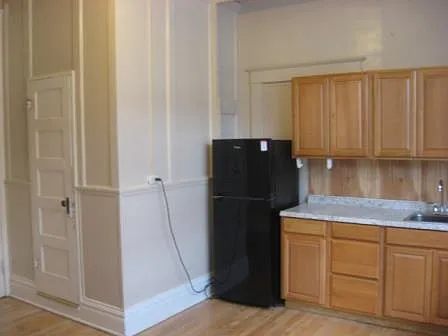 22 W Main St — Photo 5
