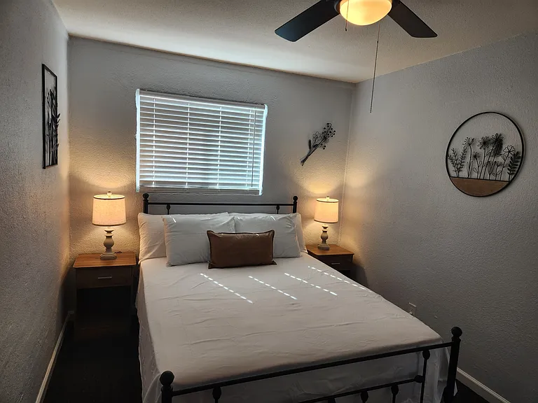 299 S Oregon St #4 — Photo 24
