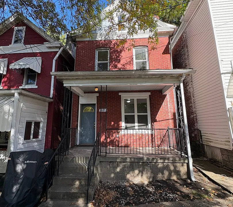 1317 Labelle Ave