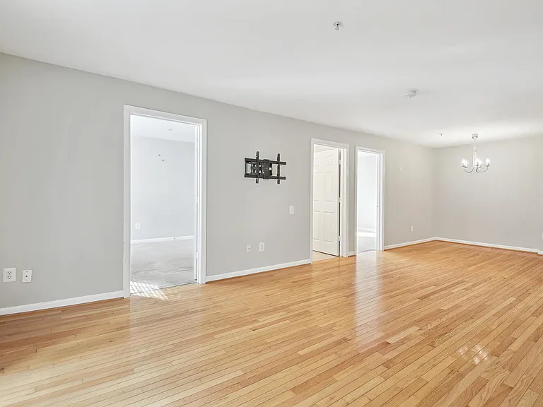 18705 Sparkling Water Dr #203 — Photo 7