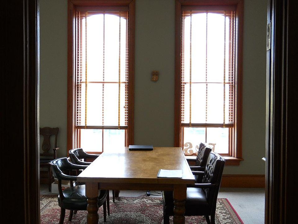 2nd image of 1251 Market St Suite 200