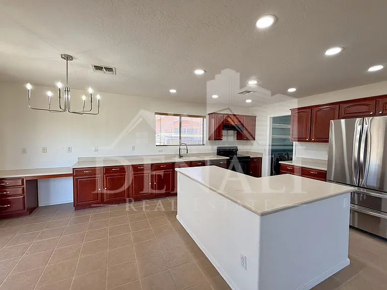 3771 E Betsy Ln — Photo 14