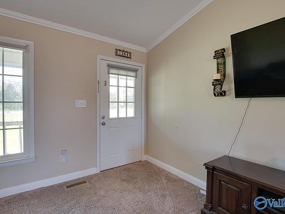 3rd image of 1364 Charity Ln