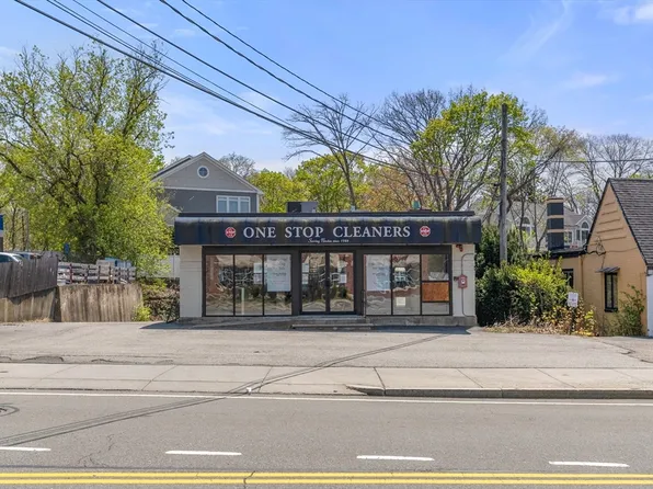 1100-1102 Beacon St, Newton Highlands, MA 02461