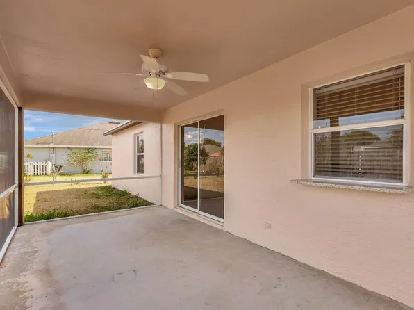4352 SW Elaine Court, Port St Lucie, FL 34953