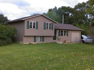 62137 Youngs Prairie Rd, Constantine, MI 49042