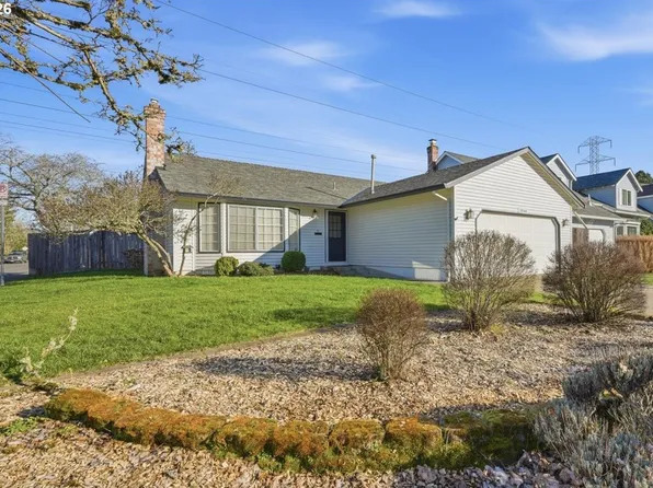 3944 NW 166th Dr, Beaverton, OR 97006