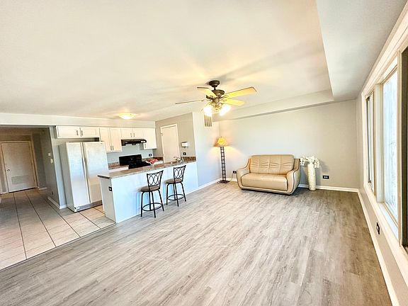 2nd image of 2738 S Wentworth Ave APT 5F