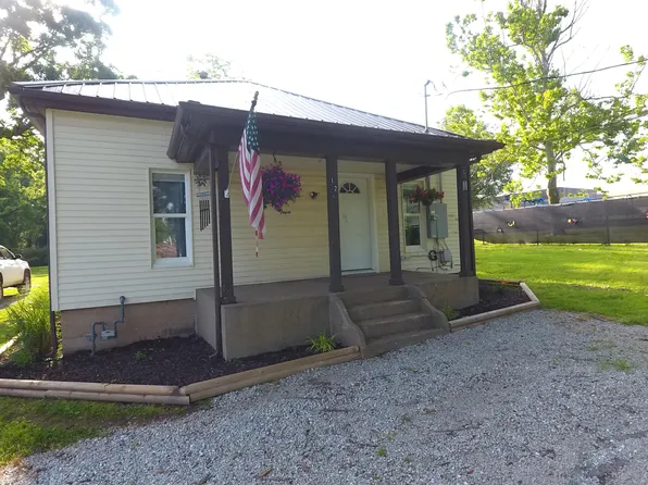 129 N School Street, Goodman, MO 64843