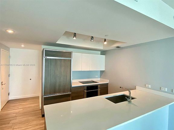 5th image of 1100 S Miami Ave #707